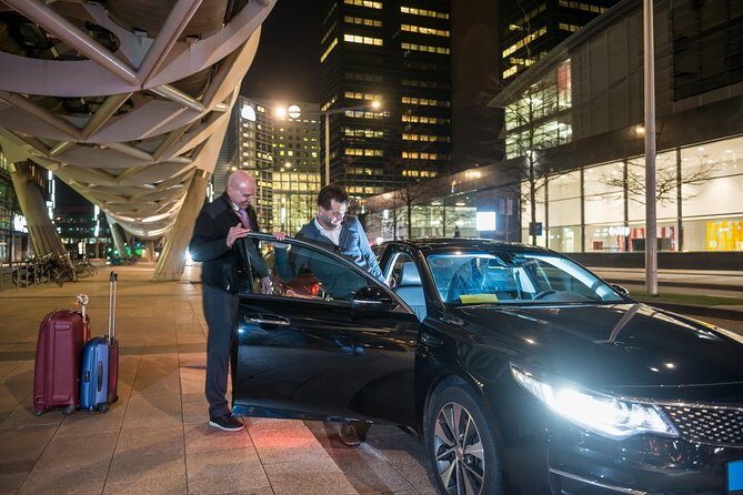 Mallorca Airport Arrival Transfer -Airport from/to Cala Ratjada - Meet-and-greet plus luggage help: the stress you don’t have to carry
