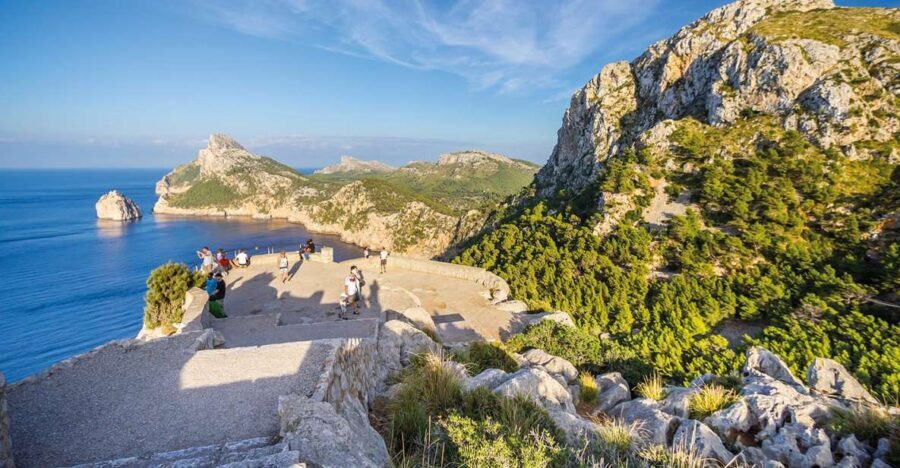 Mallorca: Alcudia Old Town, Market, and Formentor Beach - A full-day blend of Alcudia Old Town, market, and Formentor coast