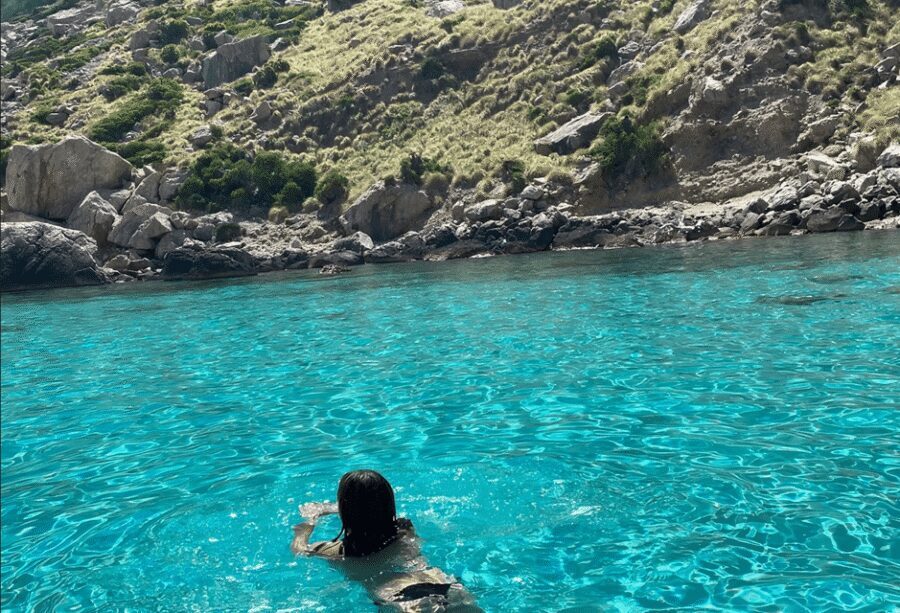 Mallorca: Alcudia, Private Boat Tour. - Your traditional llaüt: comfortable sailing, real character