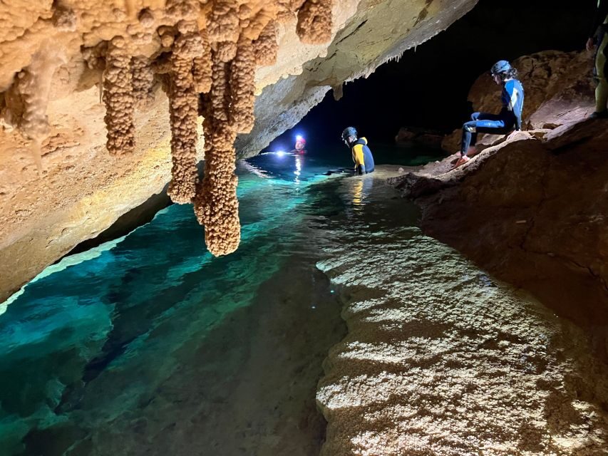 Mallorca: Aquatic Cave Exploration Guided Tour - Snorkeling at Cala Falcó: the day’s bright reset