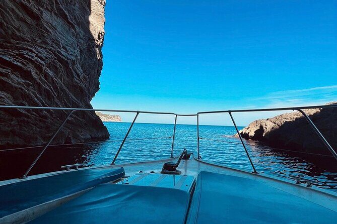 Mallorca Beach & Caves 4hr Boat Trip Drinks, Tapas, SUP & Snorkel - Price and value: is $104.27 a good deal?