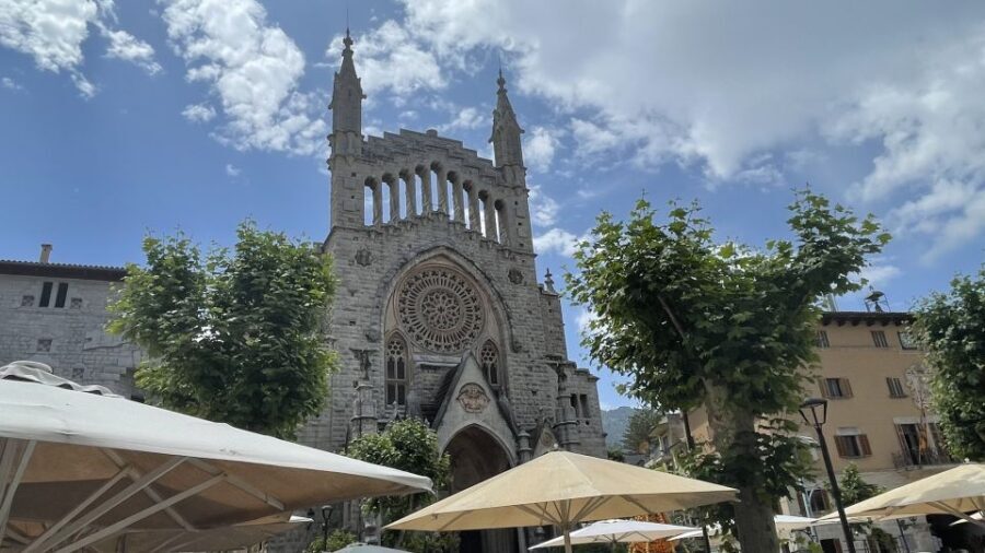 Mallorca Beyond the Guidebooks - Tour with the famous Author - Getting to the Tramuntana: pickup spots and the van pace