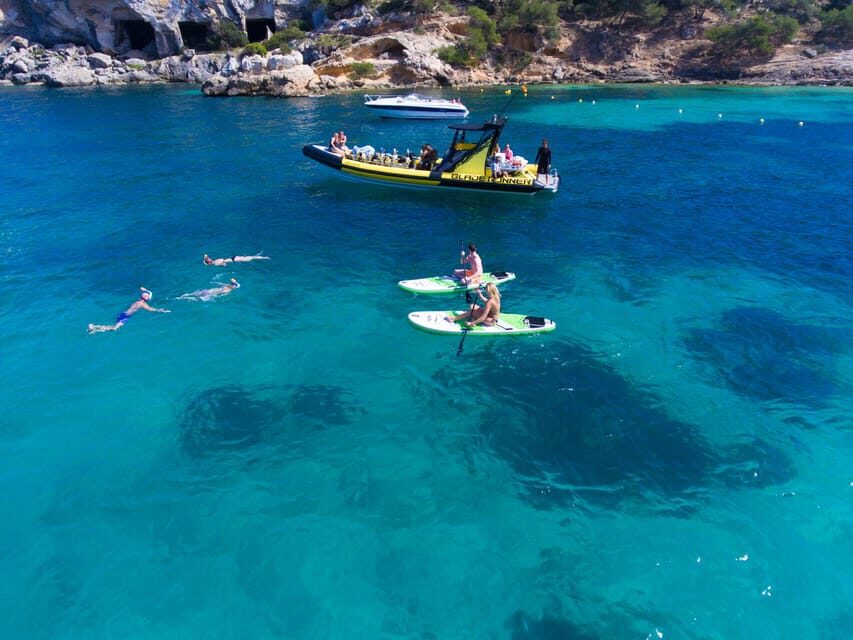 Mallorca: Bladerunner Jet Boat Excursion - Getting to the meeting point: Magaluf near Bondi Beach
