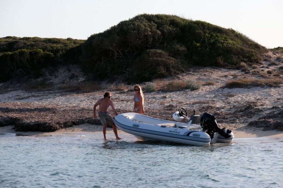 Mallorca. Boat Rental . Dare to explore - The “No-License” Part: How You Can Actually Drive This Day