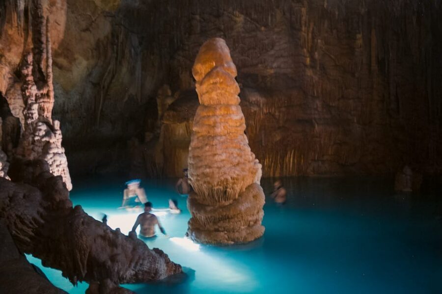 Mallorca: Cala Romántica Cliff Hike and Sea Cave Tour - Weather switch: when Mallorca sends you to dry caves instead