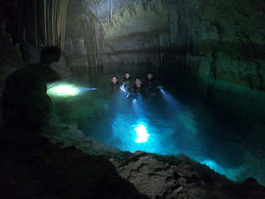 Mallorca: Cala Romántica Cliff Hike and Sea Cave Tour - Meeting at Cala Romántica parking and finding your guide fast