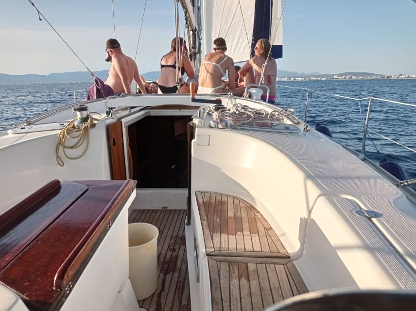 Mallorca: Cala Vella Boat Tour with Swiming, Food, & Drinks - What’s Included on Board: Drinks, Snacks, Mask, and the Simple Comforts
