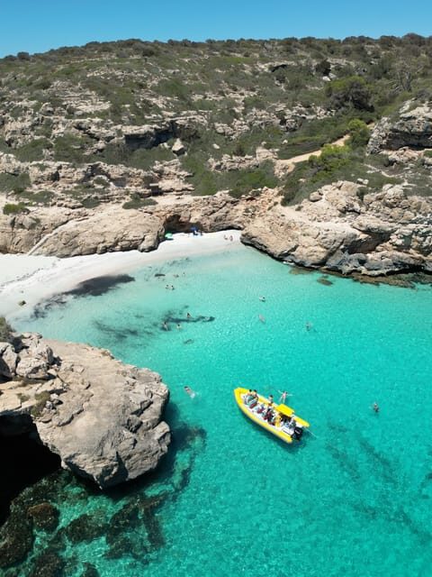 Mallorca: Caló des Moro and Cala Marmols Boat Tour - Es Pontàs and the rhythm of photo stops along the coast