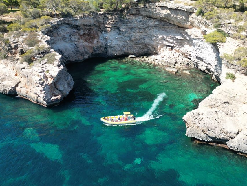 Mallorca: Caló des Moro and Cala Marmols Boat Tour - What the boat ride itself is like (and why small-group matters)
