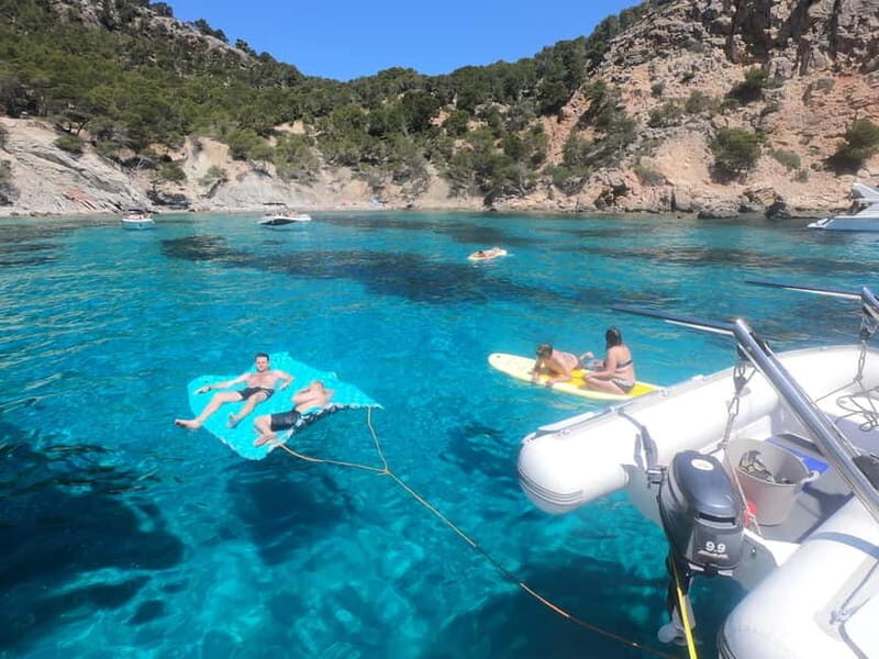 Mallorca: Catamaran Boat Tour with Tapas - Practical stuff that makes the 4.5 hours work