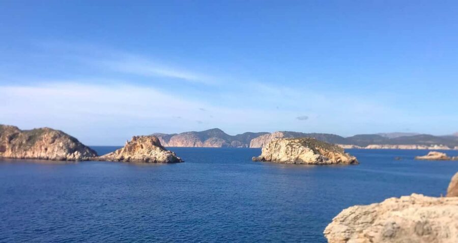 Mallorca: Catamaran Coastal Cruise with Lunch - Who this cruise fits best (and who should think twice)