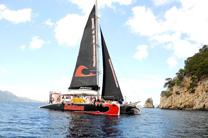 Mallorca Catamaran Tour in the Bay of Pollensa - Snorkeling gear and paddleboards: how to get your money’s worth