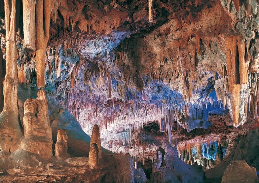 Mallorca: Caves of Hams, Blue Cave and audiovisual - Round Cave in the botanical garden: a calmer counterpoint