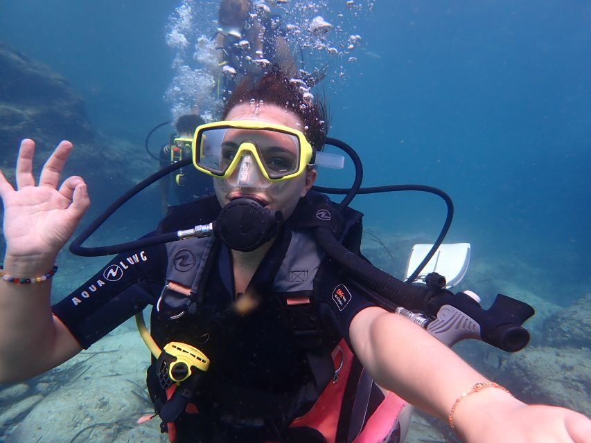 Mallorca: Discover Scuba Diving for Beginners - Shore entry and gear weight: the practical part that affects comfort