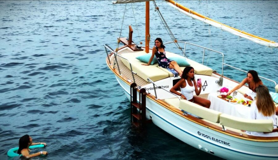 Mallorca: Eco charter experience - Price and value: $425 per group up to 7 people