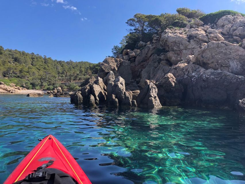 Mallorca: Explore the Island Dragonera with the kayak - The Dragonera Museum walk: history and nature you can actually picture