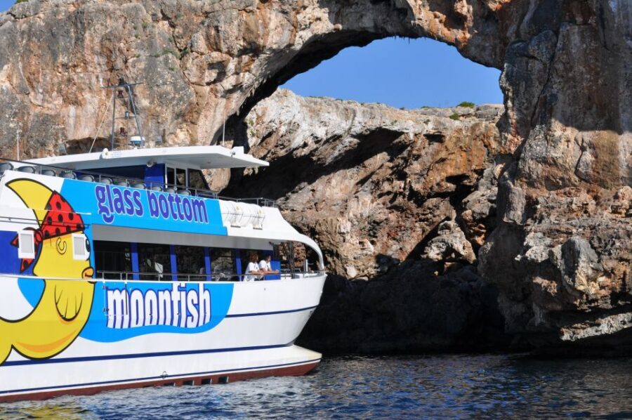 Mallorca: Glass-Bottom Catamaran Along the East Coast - Timing, Sea Conditions, and Motion: Plan Smart for 2.5 to 3 Hours