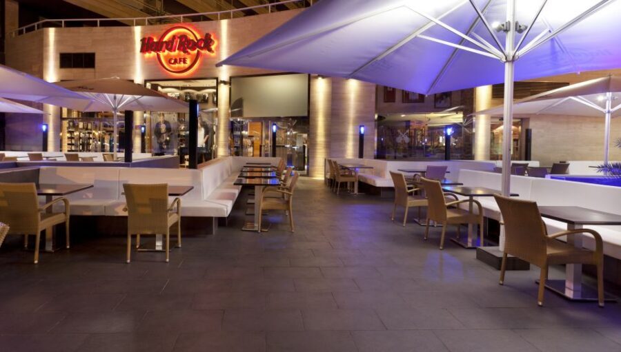 Mallorca: Hard Rock Cafe Entrance with Lunch or Dinner - The Rock Shop after your meal: souvenirs that make sense