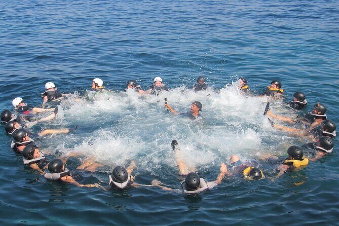 Mallorca: Kayaking, Sea Cave, Cliff Jumping & Snorkel Tour - Sea cave exploring and the key hunt reality check
