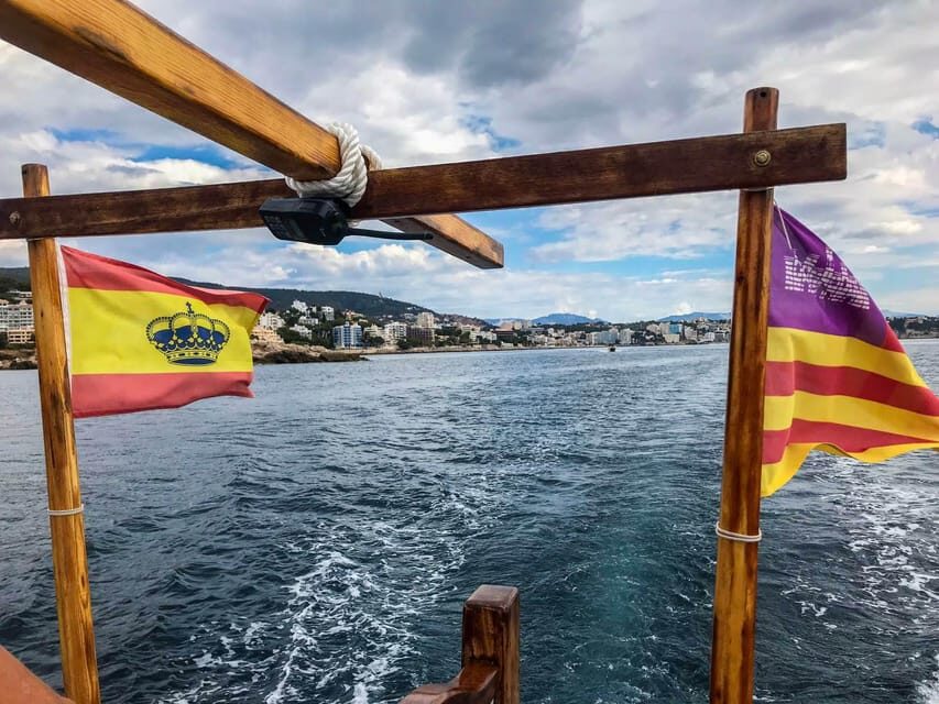 Mallorca: Llaüt Excursion around Palma with food and drinks - Stop 1: Cala Comtesa for SUP, Snorkeling, and Fish Watching