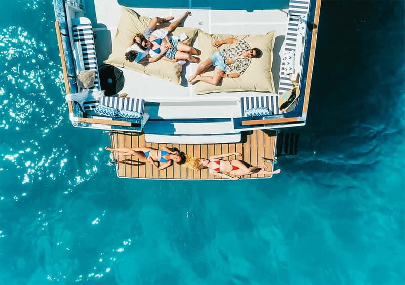 Mallorca: Palma Boat Tour & Snorkeling with Drink Included - Drinks, music, and controlling the extras