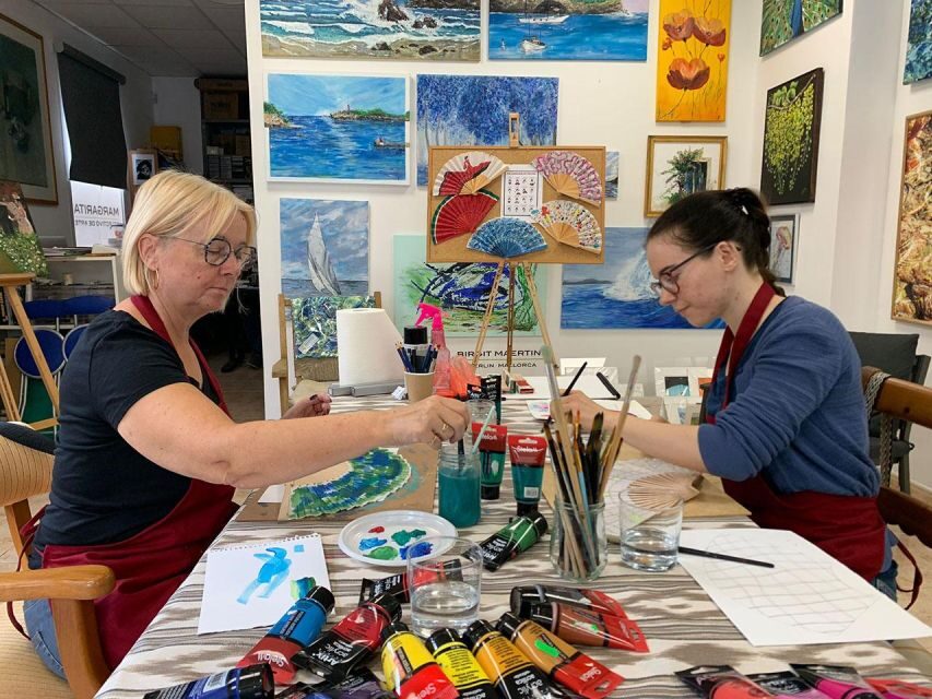 Mallorca/Porto Cristo: Design your own Spanish hand fan - Who this workshop suits best (and who should skip it)