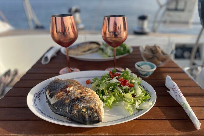 Mallorca sailing tour with tapas and wine - Captain Personality and Safety: How to Get the Best Day