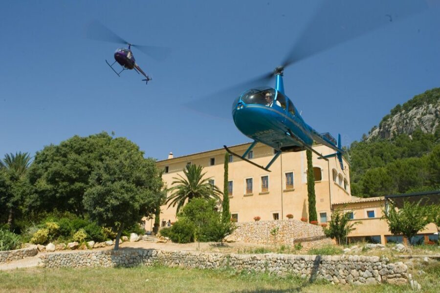 Mallorca: Scenic Helicopter Tour Experience - The Full Hour: Son Vida and Andratx for the Big Picture