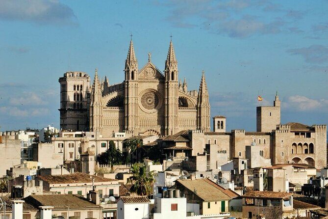 Mallorca Shore Excursion Bellver Castle and Cathedral Private Tour - Value check: what $610.67 per person buys you