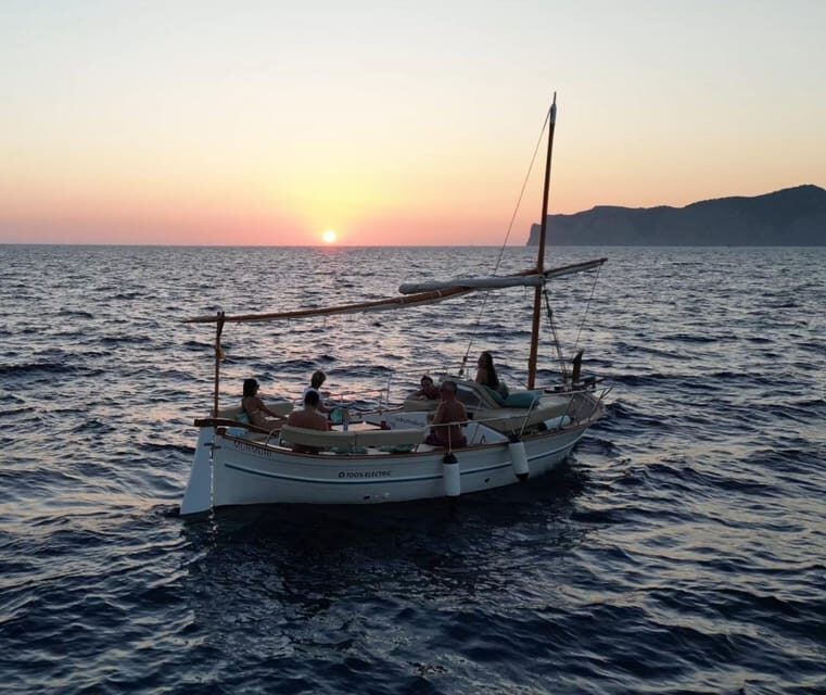 Mallorca: Sunset Eco charter experience - Malgrat Islands Marine Reserve: 30 Minutes That Matter