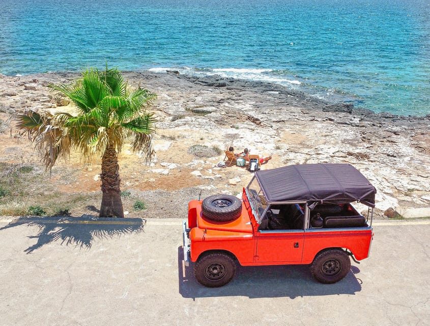 Mallorca: Vintage Sunset tour by the sea with a picnic - Entering Mirador de sa Torre and getting set up for golden hour