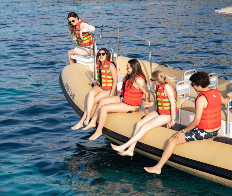 Mallorca: Visit Palma Speedboat adrenaline & snorkelling - Cruising toward Palma: that quick Cathedral view from the water
