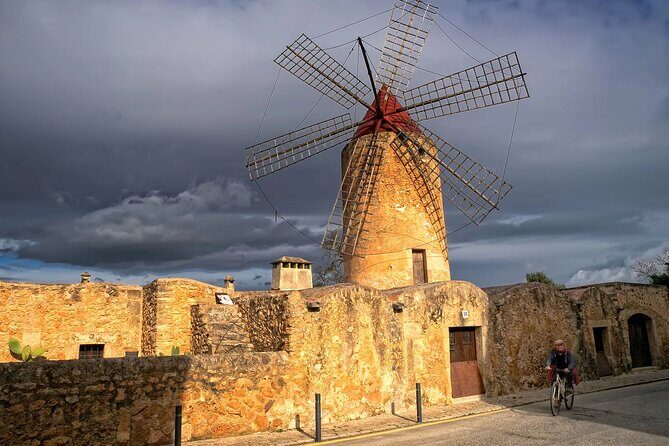 Mallorca: Windmills, Legends and Charming Villages - Bar s’Hostal: the longer break with included admission and lunch