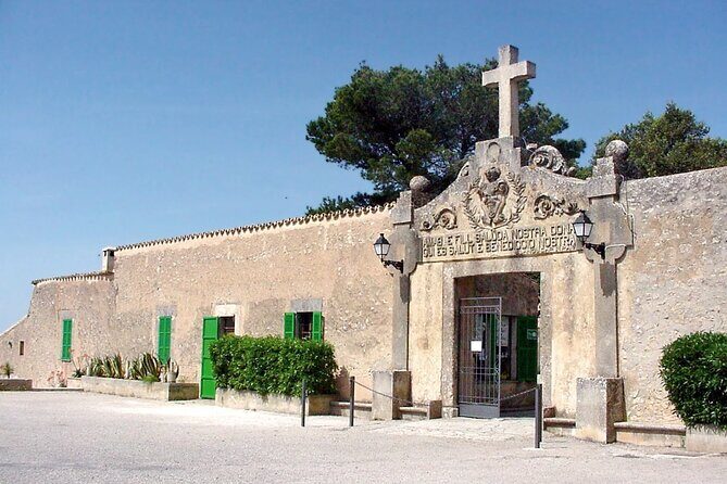 Mallorca: Windmills, Legends and Charming Villages - How the guiding turns windmills and legends into something you can use