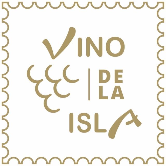 Mallorca: Wine Tasting from the smallest wineries 5 Wines - Tapas pairing: cheese, ham, olives, and why it improves the tasting
