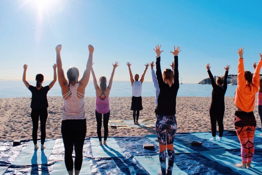 Mallorca: Yoga and Brunch on Palmanova Beach - From yoga to brunch: what happens after savasana