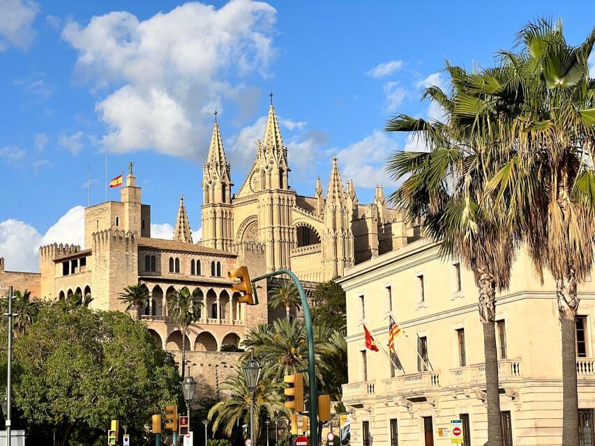 Palma authentically. Small group City tour with tapas - Small-Group Touring That Gets You Off the Main Drag