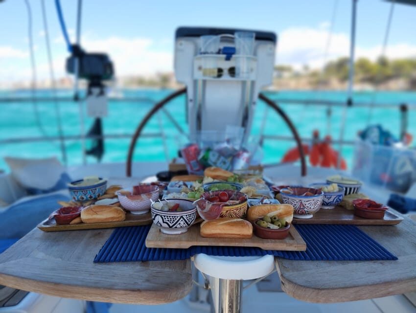 Palma Bay: Sailing Boat Trip w/ Water Toys, Snacks & Drinks - Price and Value for a Private Group Up to 11