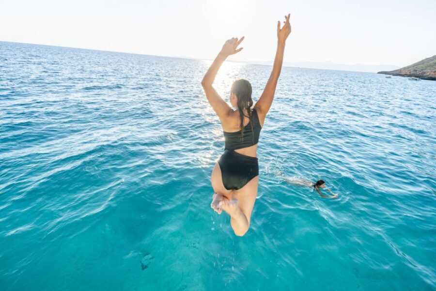 Palma: Catamaran Cruise with Swimming and Snorkelling - Should you book this Palma Bay catamaran cruise?
