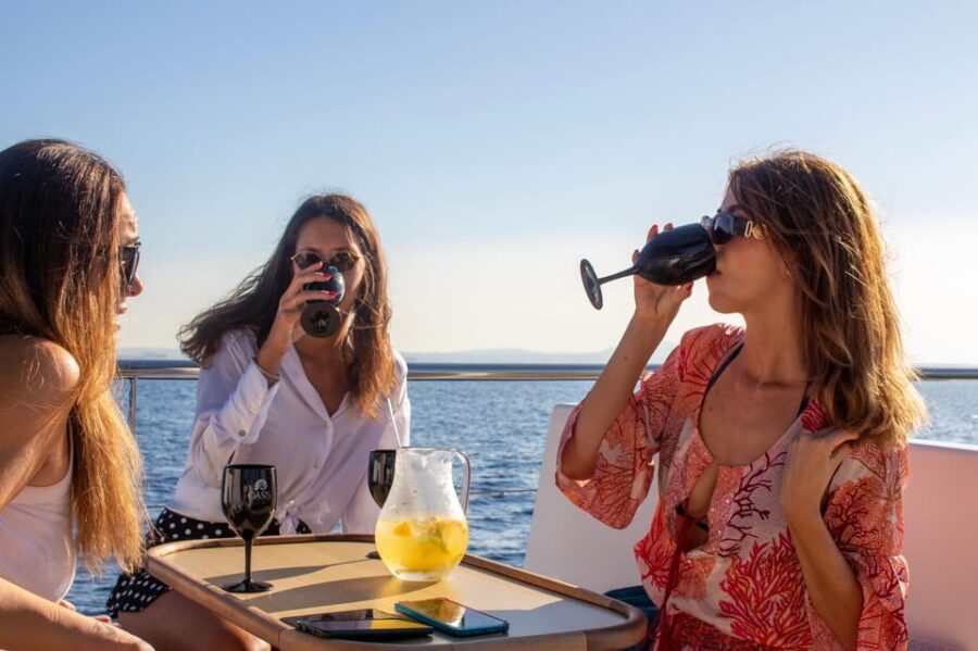 Palma: Cueva Verde and Cala Vella Catamaran Cruise with BBQ - Timing and Weather: Why the Route Can Change