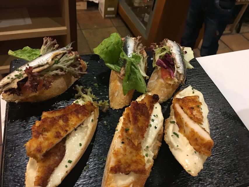 Palma: Culinary Tapas Tour of the Old Town - Warm Tapas at the Second Bar: At Least 5 Varieties