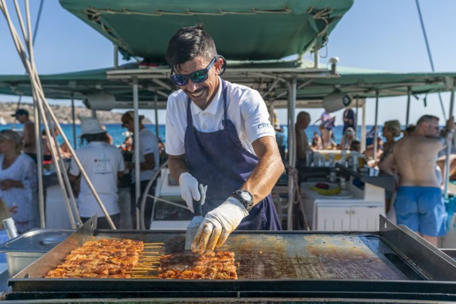 Palma de Mallorca: 5-Hour Catamaran Cruise with Lunch & Swim - Who should book this cruise (and who should think twice)