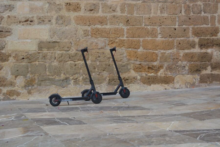 Palma de Mallorca: E-Scooter Rental - Palma on two wheels: riding routes that make sense