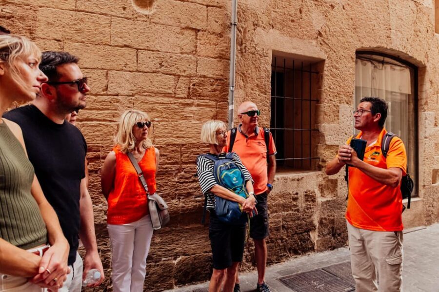 Palma de Mallorca: Foodie Walking Tour of the Old Town - Price, pacing, and what you’re actually buying