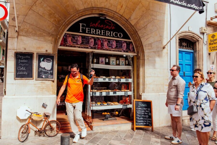 Palma de Mallorca: Foodie Walking Tour of the Old Town - Start at Parc de la Mar: calm begin, clear direction