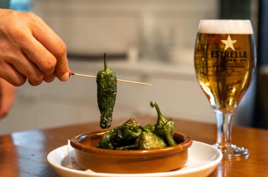 Palma de Mallorca: Gourmet Tapas and Wine Tour - Drinks Included: Local Wine, Sangria, Beer, and Coffee