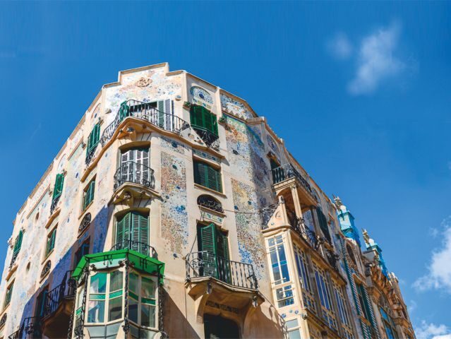 Palma de Mallorca: Guided Tour of the Old Town - Es Baluard Museum Views and the “Cultural Center” Feeling of the Walk