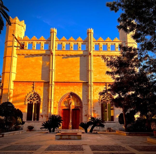 Palma de Mallorca: Old Town Atmospheric Evening Tour - Price and value: what $46 buys you