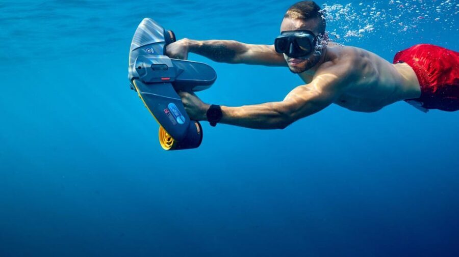 Palma de Mallorca: Private Yacht Trip with Drinks - Underwater Seascooters (white shark + new Sublue for 2025)