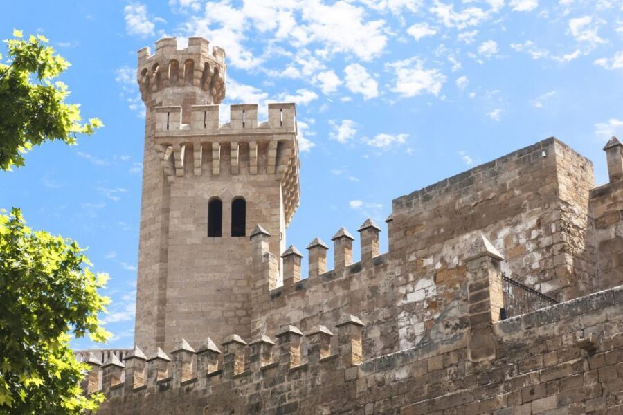 Palma de Mallorca: Self-Guided Audio Tour - Palma’s Cathedral and the Bellver Castle Finish: Big Landmarks, Clear Endgame